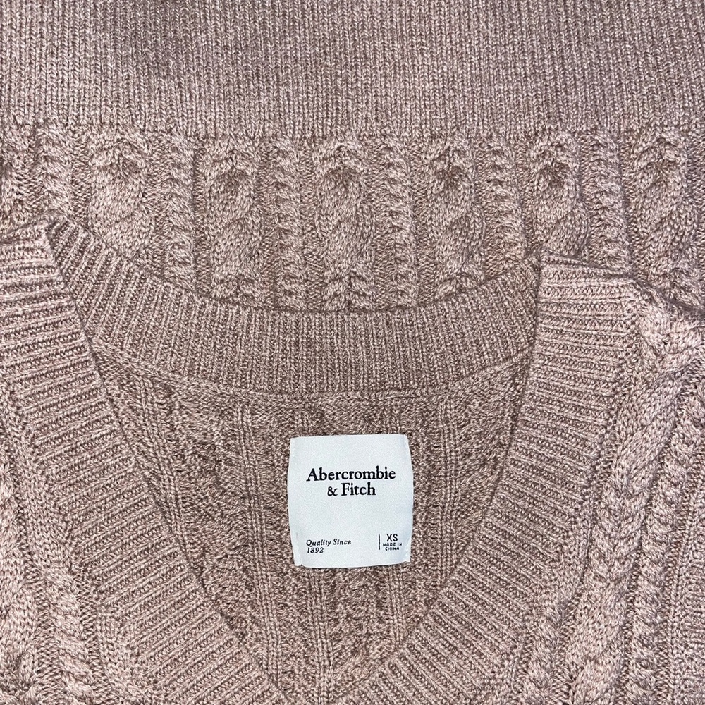 Abercrombie Sweater Vest